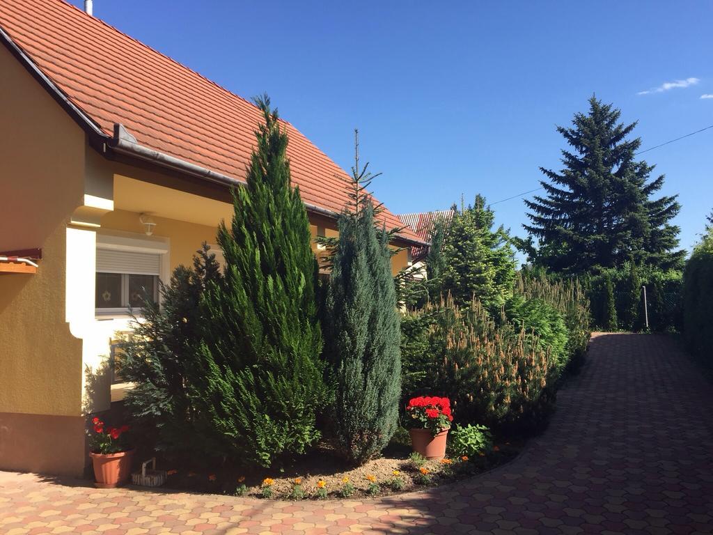 Honved Apartmanhaz Хевиз Экстерьер фото