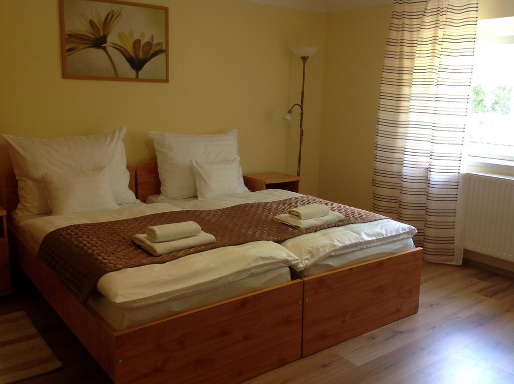 Honved Apartmanhaz Хевиз Номер фото